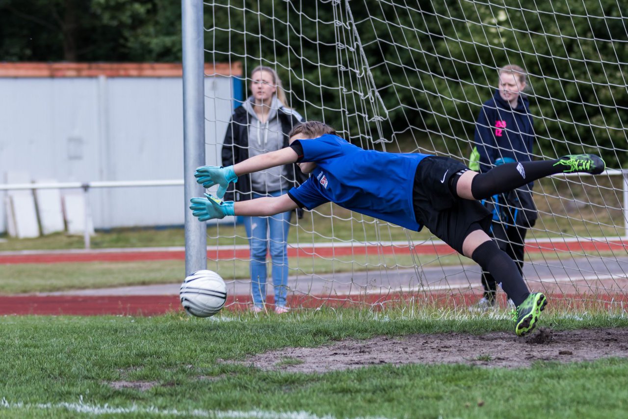 Bild 132 - Bundesliga Aufstiegsspiel B-Juniorinnen VfL Oldesloe - TSG Ahlten : Ergebnis: 0:4